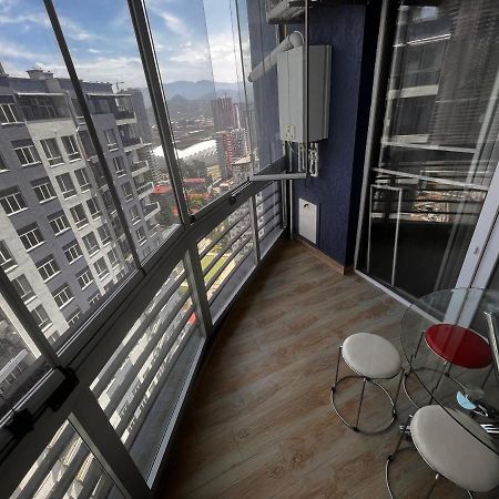 27 Floor Apartments バトゥーミ エクステリア 写真