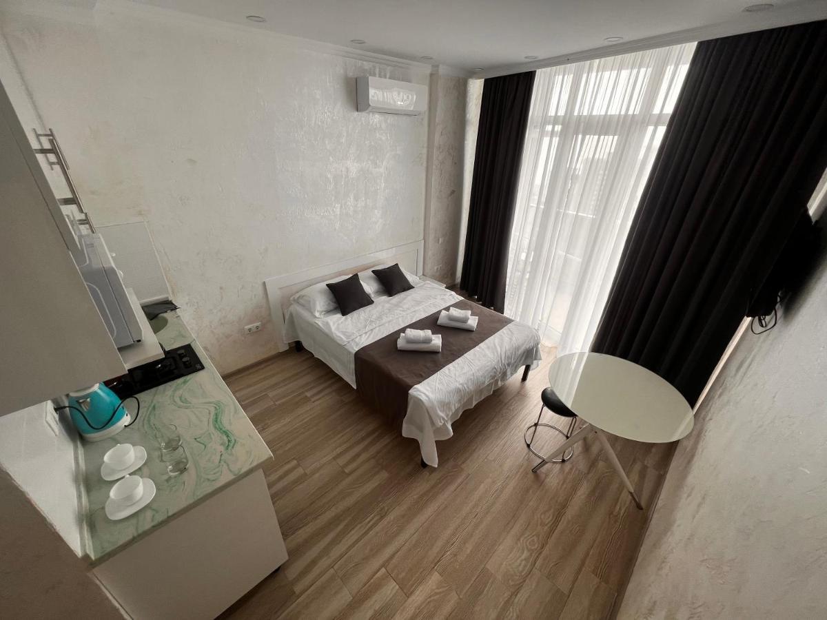27 Floor Apartments バトゥーミ エクステリア 写真